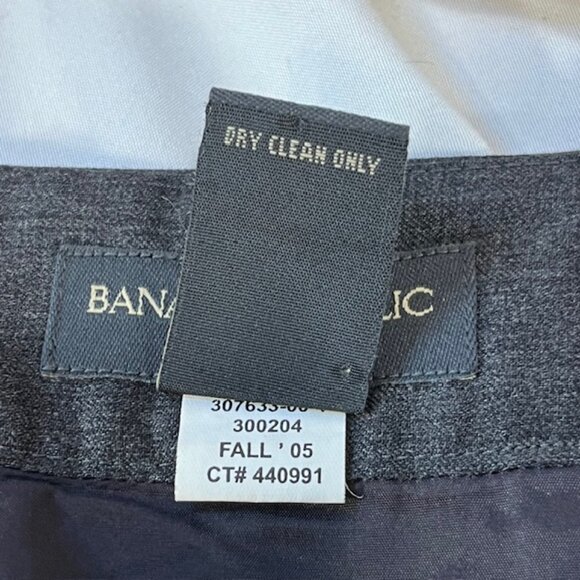 Banana Republic Womens Dark Gray Pencil Skirt Rose Ribbon Size 2 - Picture 7 of 9